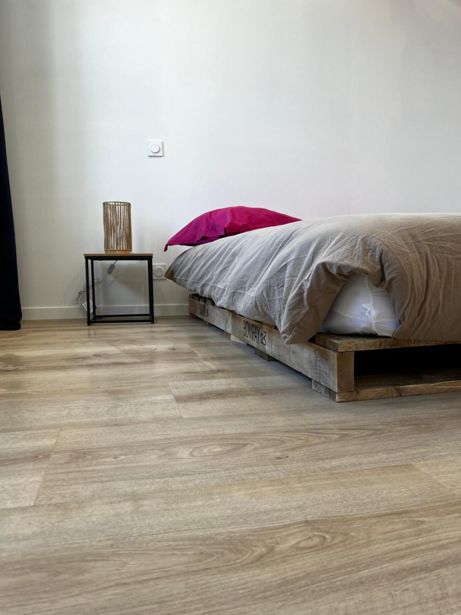 Le Jalet En Provence - Penthouse Apartment Систерон Екстериор снимка
